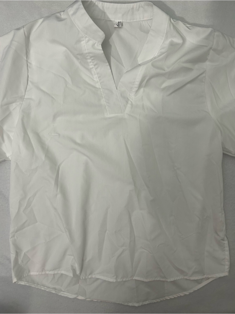 White Collarless V-Neck 3/4 Sleeve Blouse